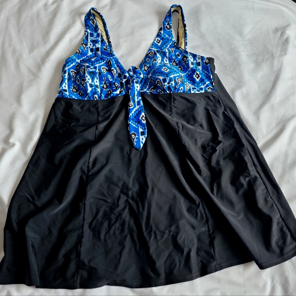 Plus Size 1x Women's One Peice Bathingsuit Faux Skirt Penningtons